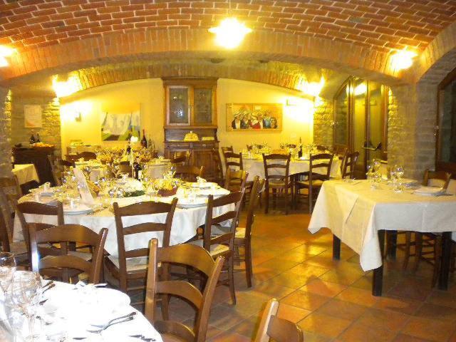 Azienda Agrituristica Alcastle Montabone المظهر الخارجي الصورة